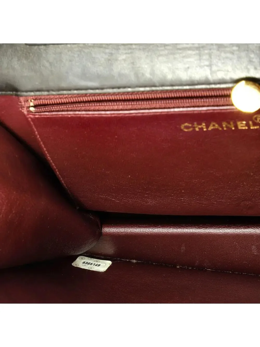 Chanel Vintage Clutch With Chain #241274C31B